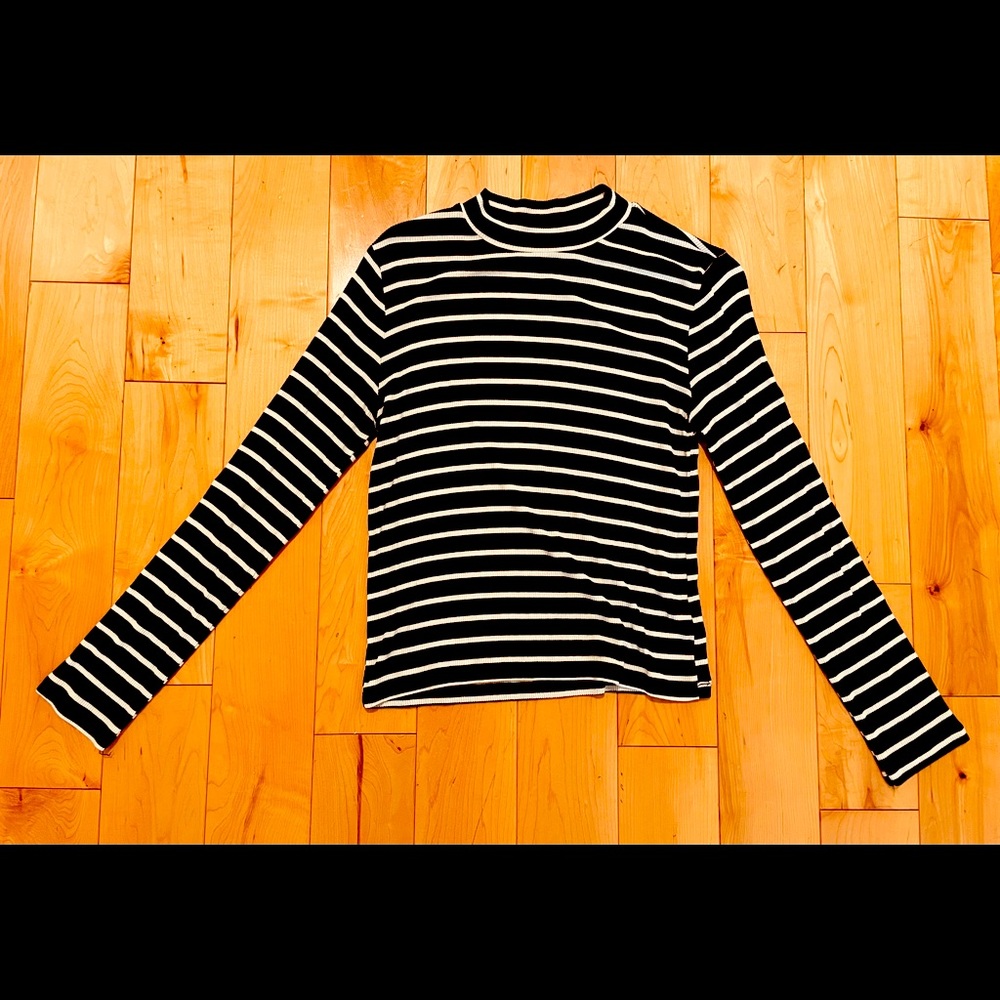 Zara Girls 13/14 Striped Form Fitting Mock Neck